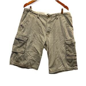 Vintage Old Mill, Men's Size 36" waist, 7-Pocket Tan (Khaki) Cargo Shorts Y2KT54